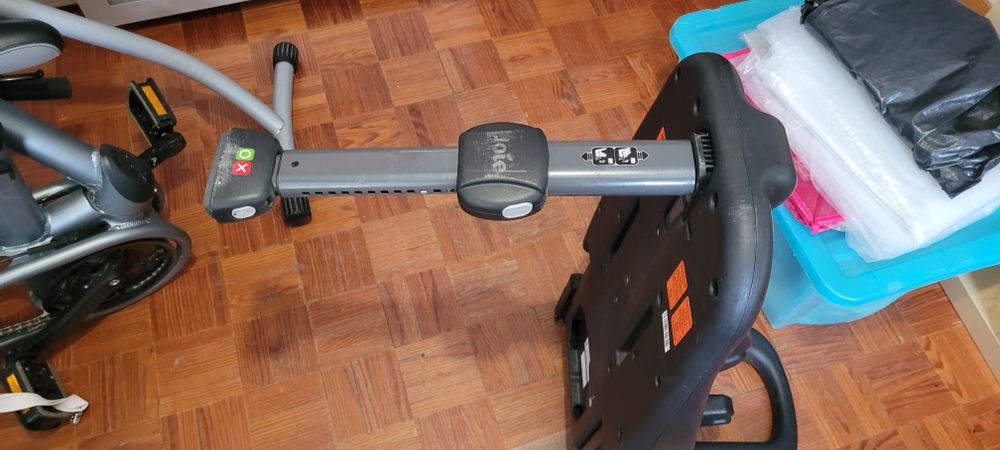Cadeirinha para carro JOIE com ISOFIX