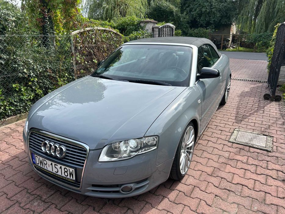 Audi A4  Cabrio  2.4 V6 170 KM