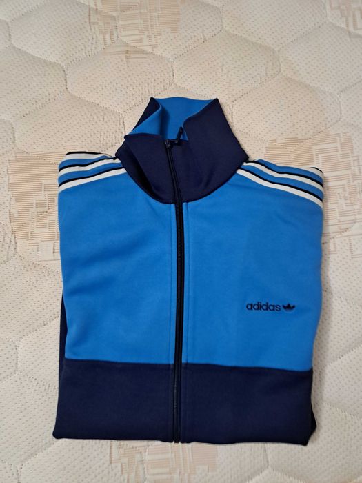 Adidas casaco L em bom estado