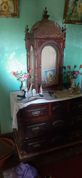 Altar em Madeira Envidraçado