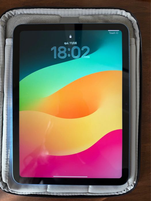 iPad 10a Geração 64GB Wi-Fi Azul (Como Novo + Caixa + Garantia Out 2026)