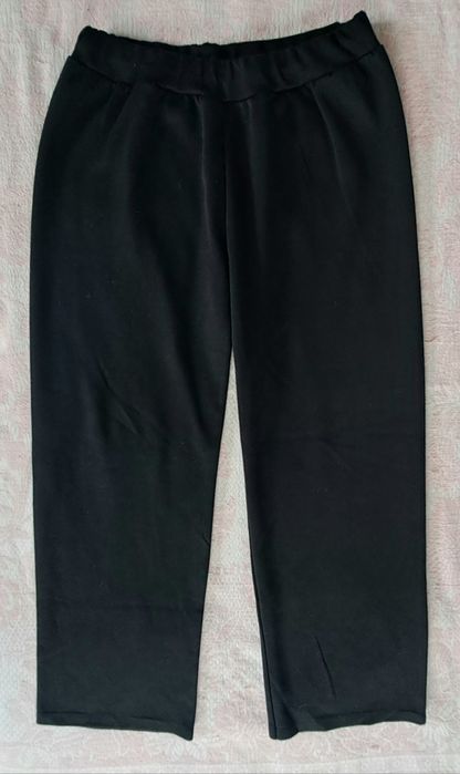 Calças pretas de algodão, Tam.  L tipo fato treino muito quentinhas