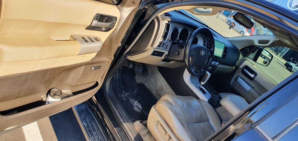 Toyota Sequoia 2008 ТОРГ