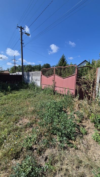 Продаж будинку  центр с. Томилівка.  Фасад.