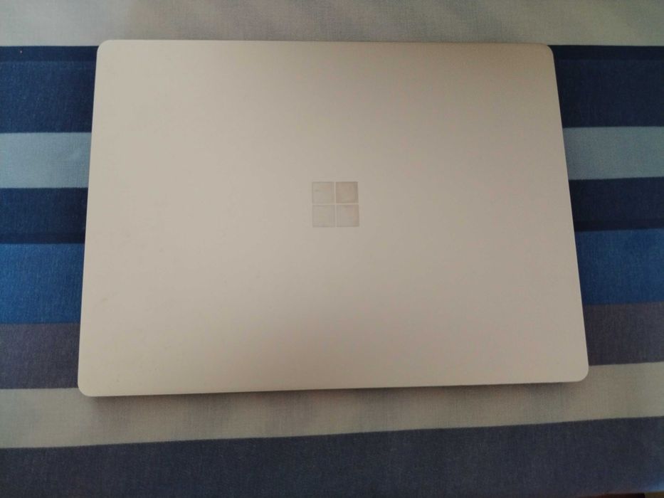 Computador Portátil Microsoft