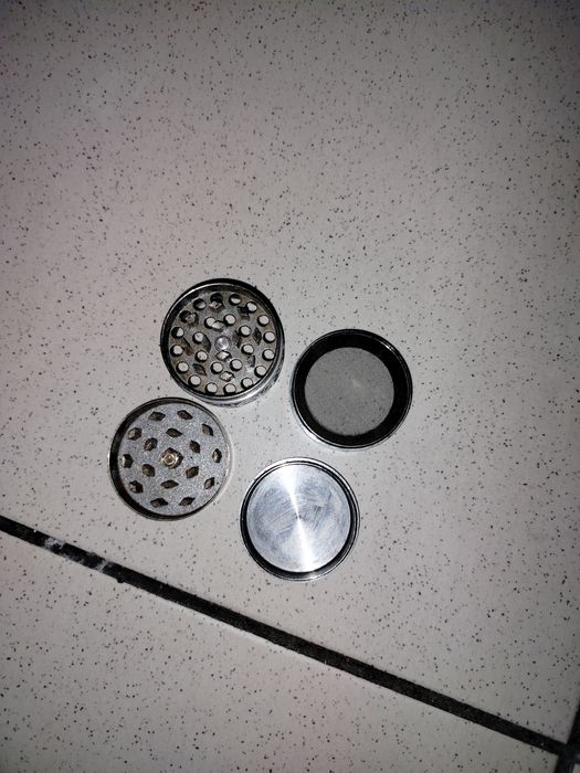 Bibułki RAW z filterkami,metalowa lufka ATOMIC+5x sitka,lufka papieros