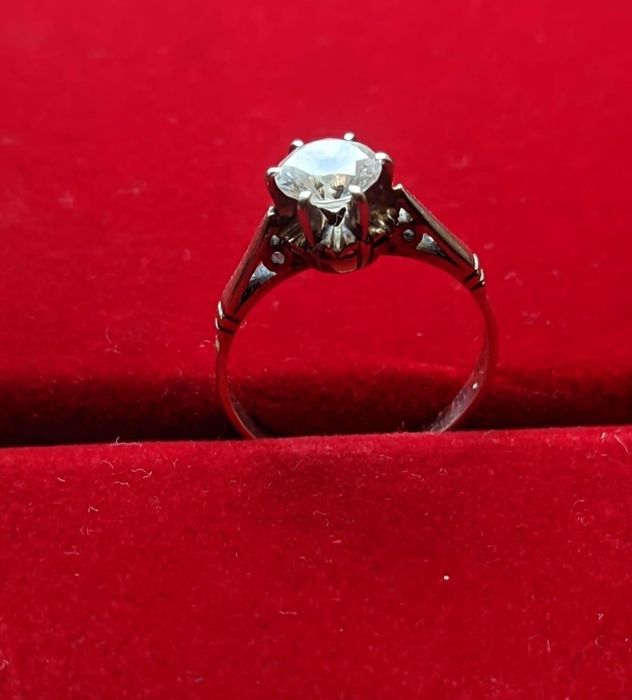 Anel em ouro branco 19,2k