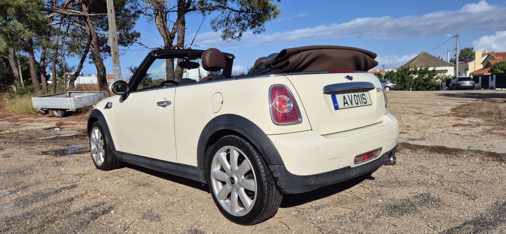 Mini Cooper D Cabrio 116cv de 2010 foto 5
