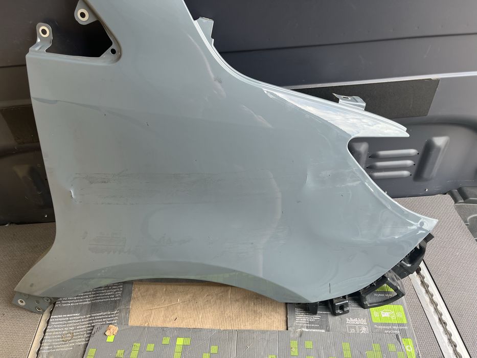 Продам крило праве на спрінтер 907