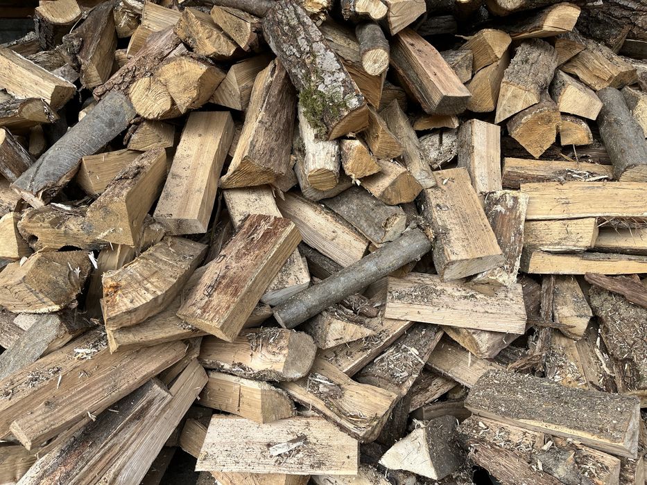Дрова, брикети, пелет