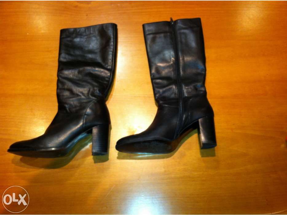 Botas para Senhora Foreva Pele tamanho 40.5
