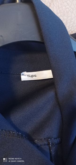 Bluzka w literę A wiązana w pasie