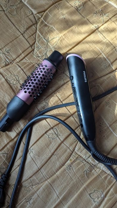 Фен-щітка Philips