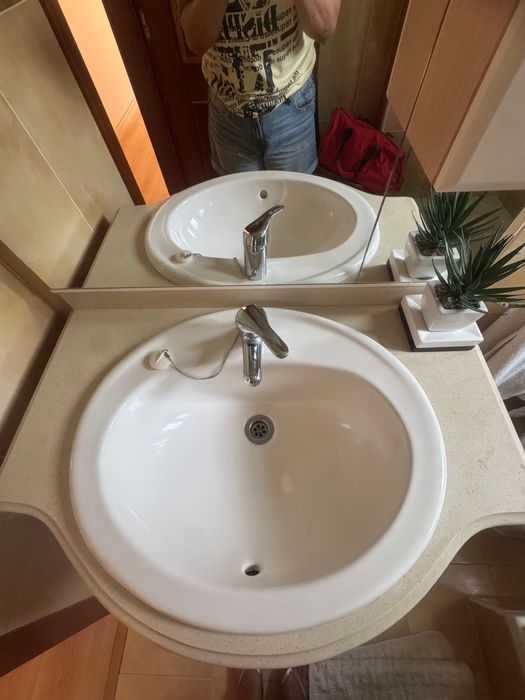 Móvel de WC com espelho incluído