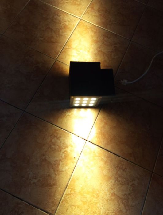 Spectrum-Torre 18 LED Promien góra/dół Wysyłk