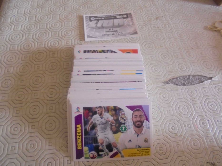 Lote de 176 cromos todos diferentes, de futebol da La Liga 2017-18
