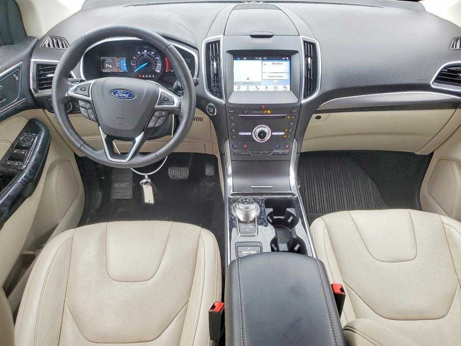2019 Ford Edge Titanium /