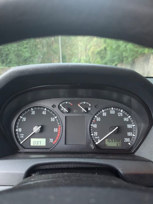Skoda Fabia 1.4 MPI | 170.000km | Mecânica em Dia (Revisto)