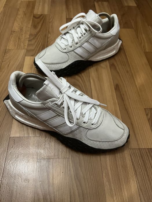 Чоловічі кросівки Adidas Retropy E5