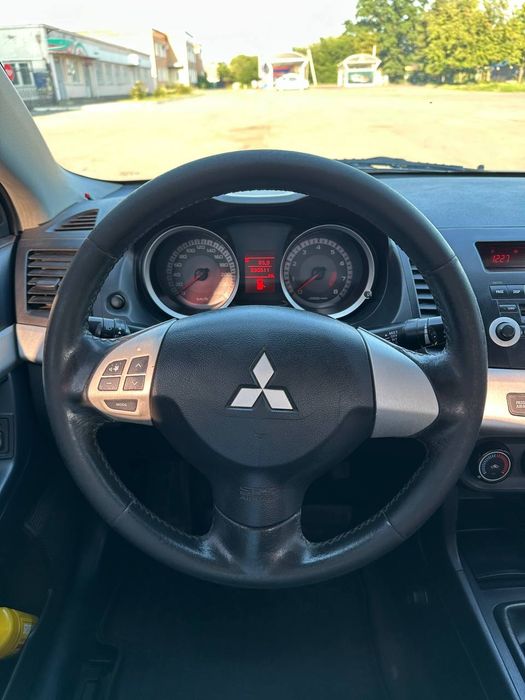 Продам Mitsubishi Lancer X 2008
2008 рік