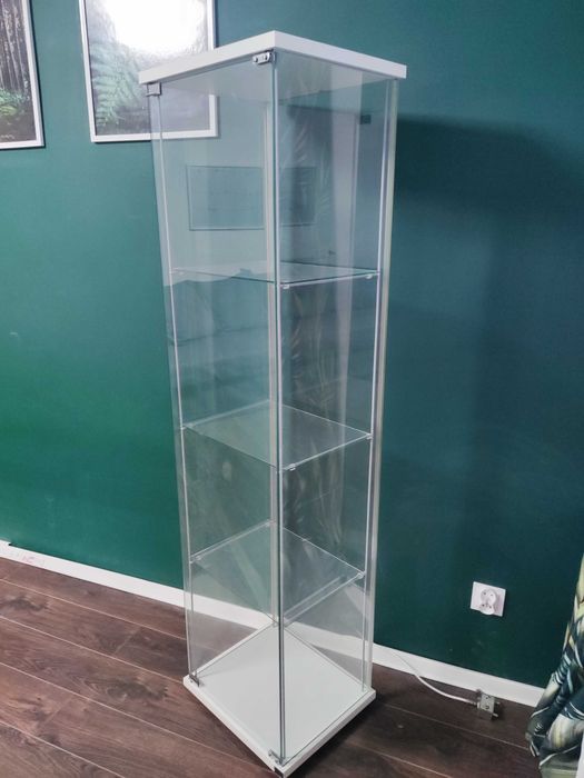 Witryna gablota detolf Ikea szklana