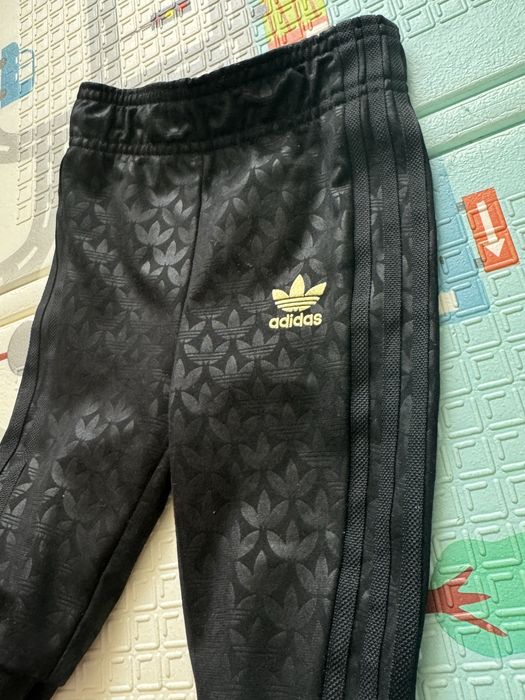 Штани спортивні adidas