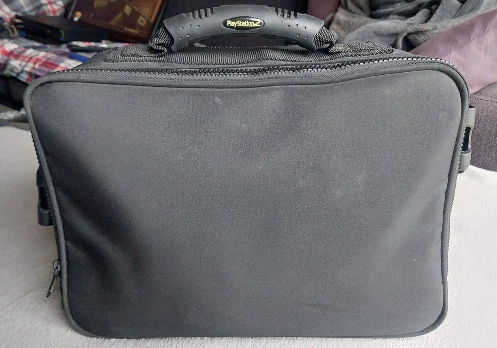Bolsa original da Playstation II Fat, como nova