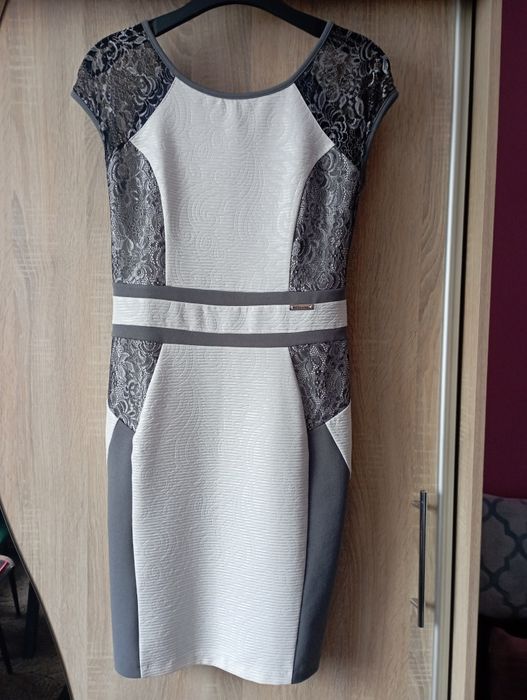 Sukienka ołówkowa 38