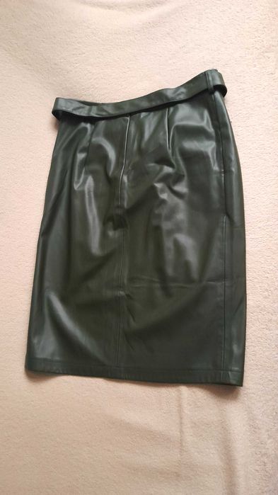 Spódnica z ecoskóry Reserved r.M/L