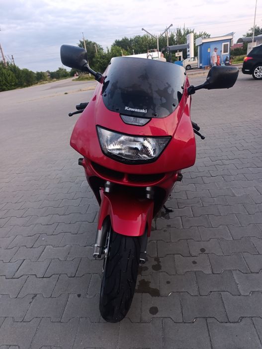 Продам Kawasaki zx6r 1997