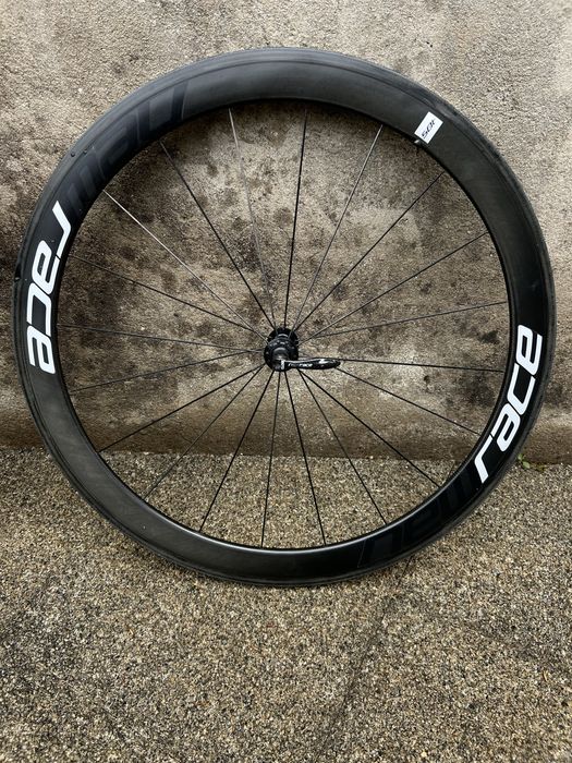 Rodas Carbono New Race