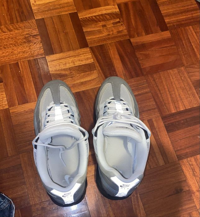 Air max 95 cinzento & branco