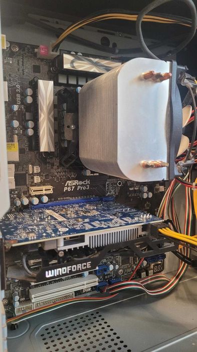 Komputer PC i5-2500K / GTX 750Ti / 8GB RAM / 250SSD / Windows 10 Home