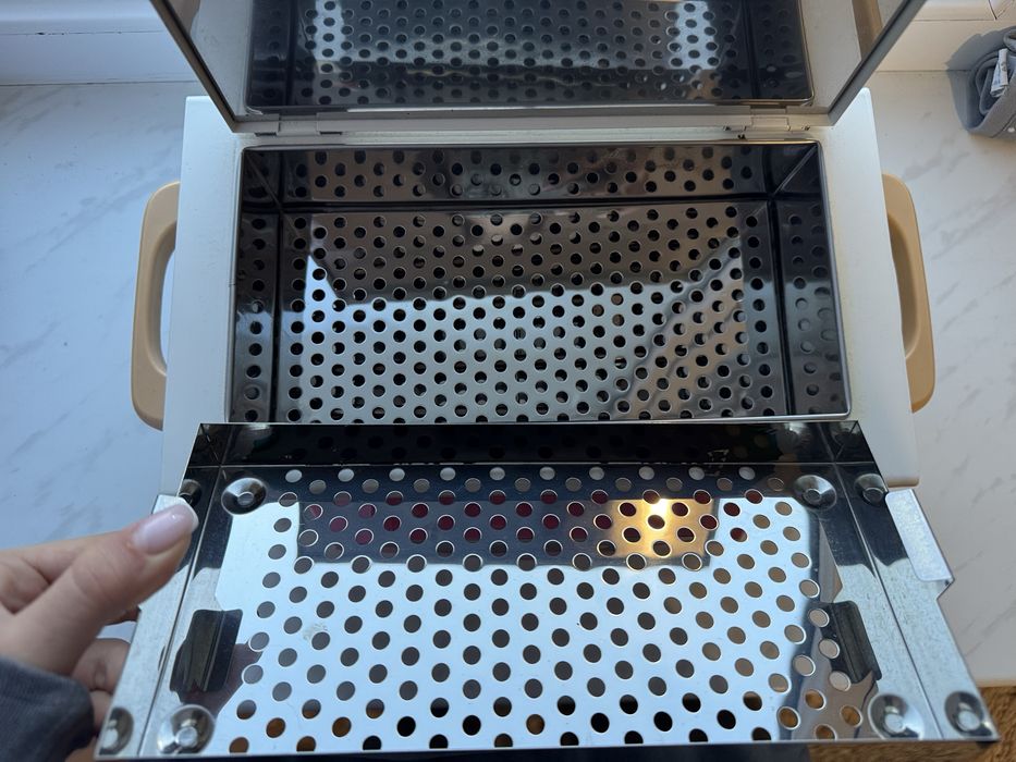 Сухожар для інструментів