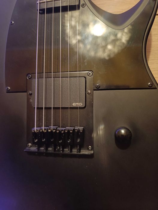 Guitarra  S by Solar com pickup Eng 81 activee