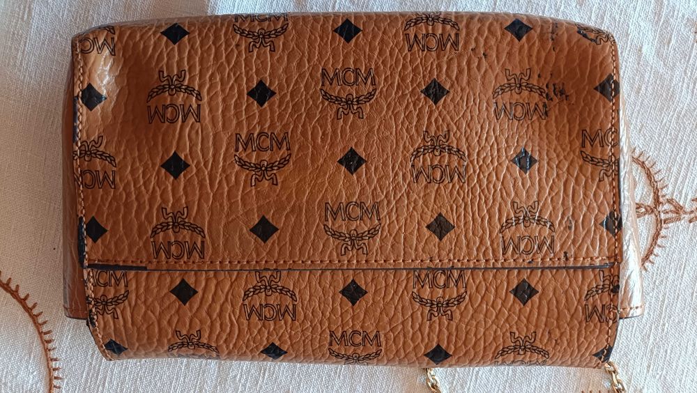 Mala MCM Boston leather crossbody bag