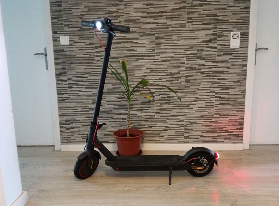 Trotinetes XIAOMI + pneu suplente