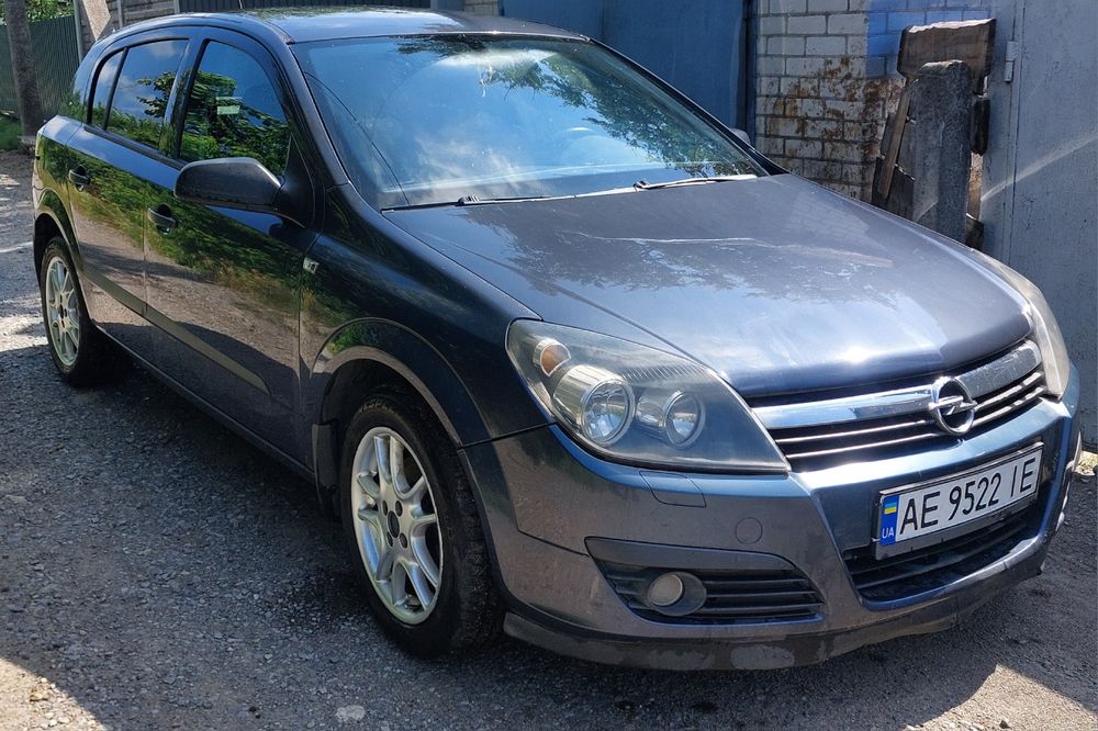 Продам Opel Astra H