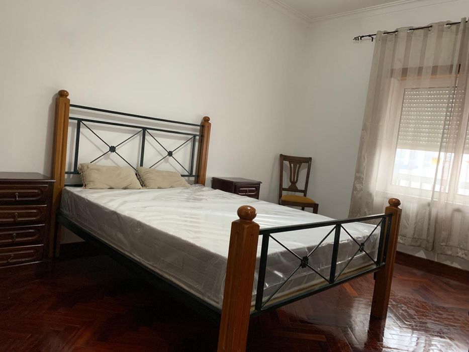 Apartamento T1, Em prédio com elevador, junto ao Continente