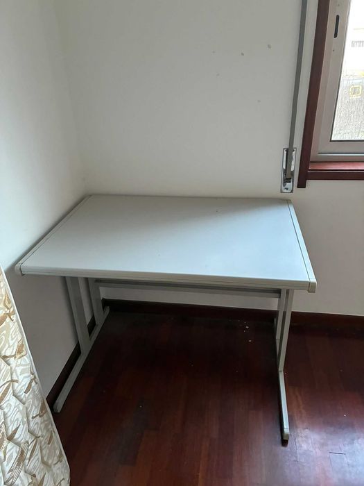 Secretaria metalica cinza 65x70cm