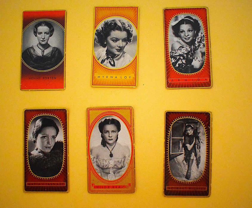 Karty przedwojenne z lat 30 tych. Gwiazdy kina - 43 sztuki