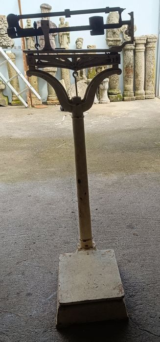 Balança de farmácia antiga