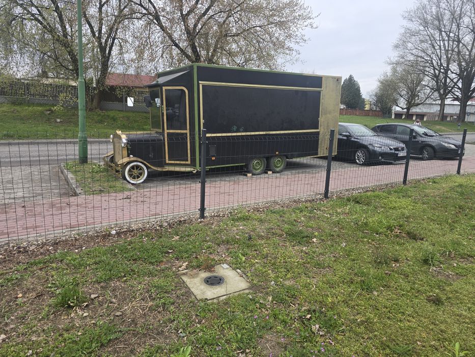 Przyczepa Gastronomiczna Zarejestrowana