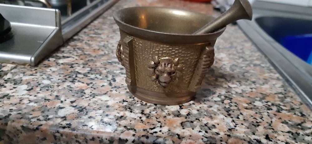 Quatro Almofariz em Bronze