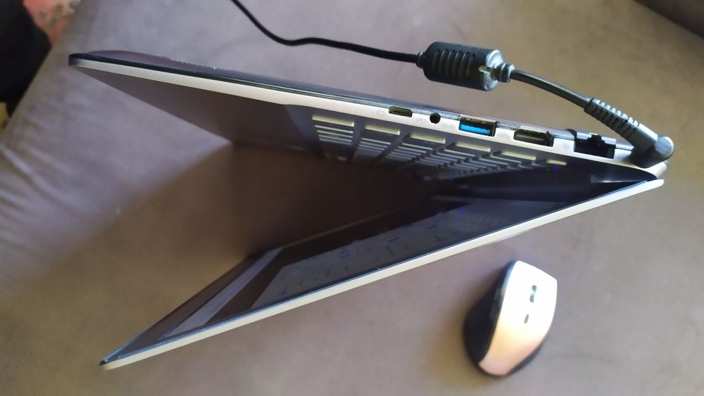 Samsung ultra 7 slim