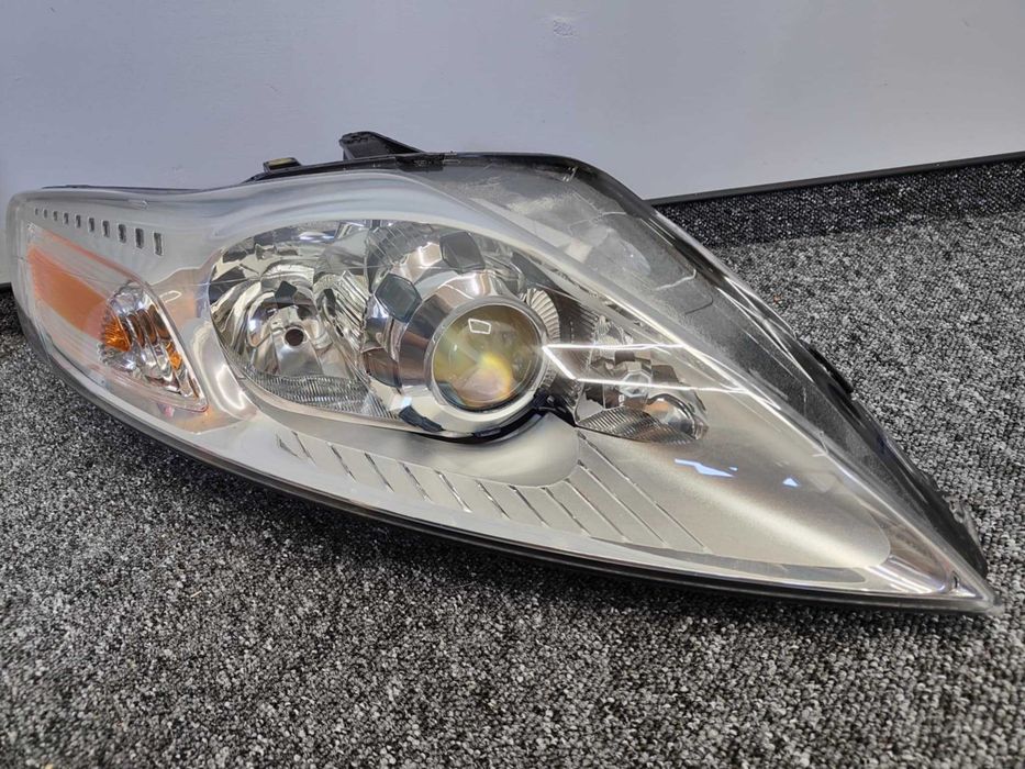 Reflektor Xenon Ford Mondeo MK4 przed lift zregenerowany prawy