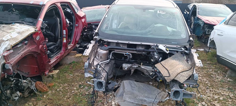 четверть панель поріг кузов lincoln mkc EJ7Z-7827840-A 	EJ7Z-7827841-A