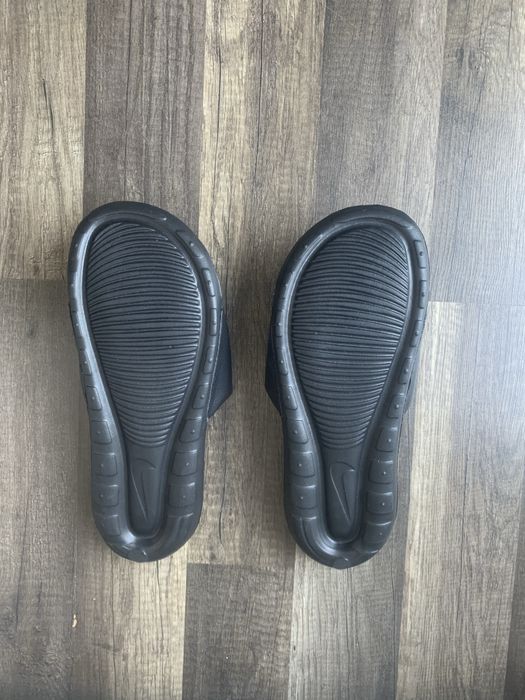 Klapki Nike Benassi r.45