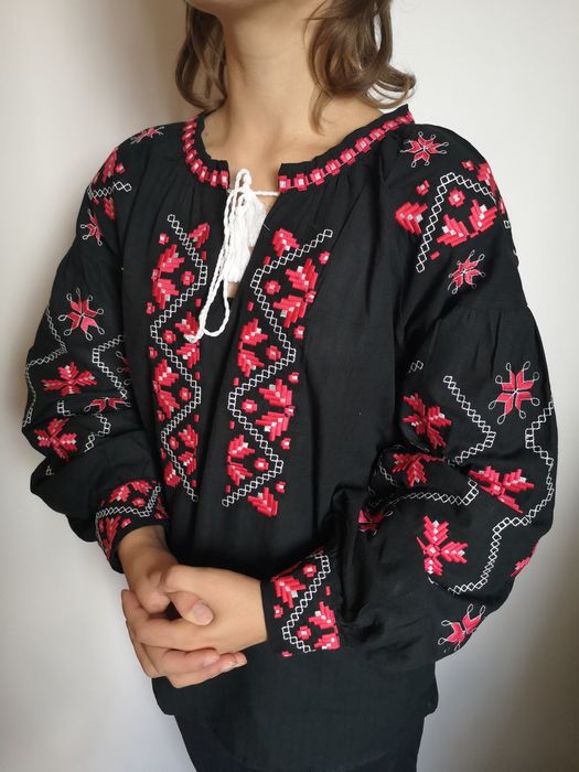 Жіноча вишиванка S, M, L