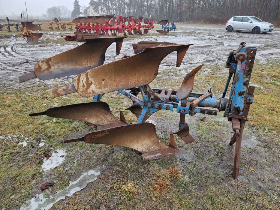 Pług 2 skibowy obrotowy